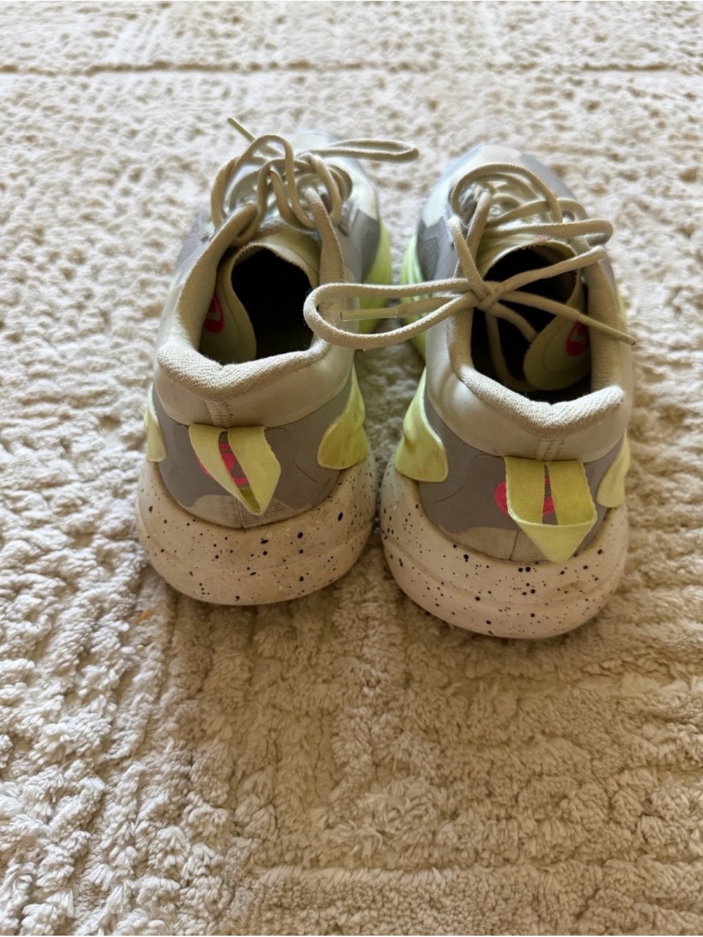 Lululemon Blissfeel Trail Running Shoes size 9 - Picture 5 of 7
